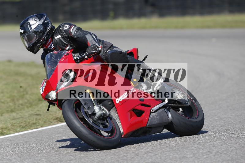 /49 26.08.2025 Cornu Master School ADR/gruen-vert/19